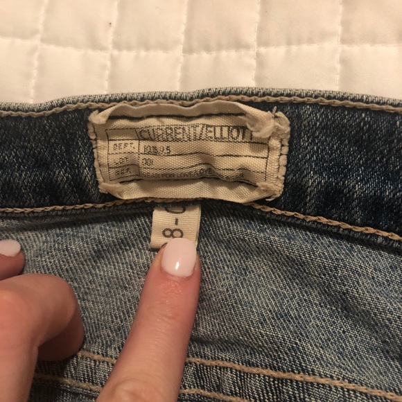 Current/Elliot distressed “boyfriend” jeans - Picture 4 of 5